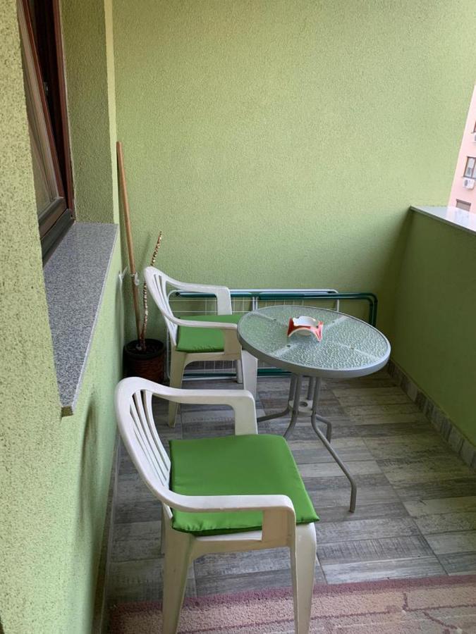 Apartman Manja Lukavica Exteriör bild