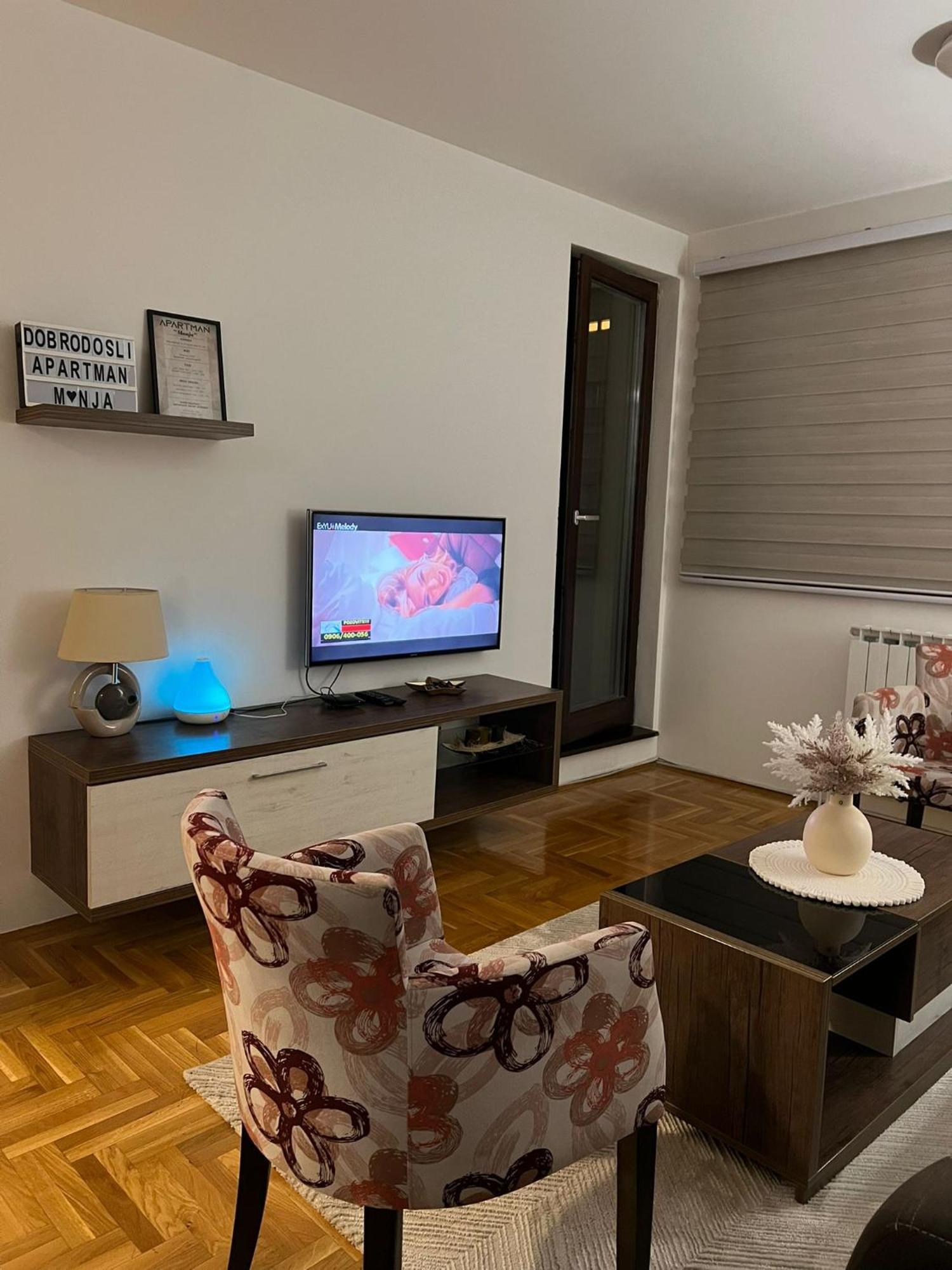 Apartman Manja Lukavica Exteriör bild